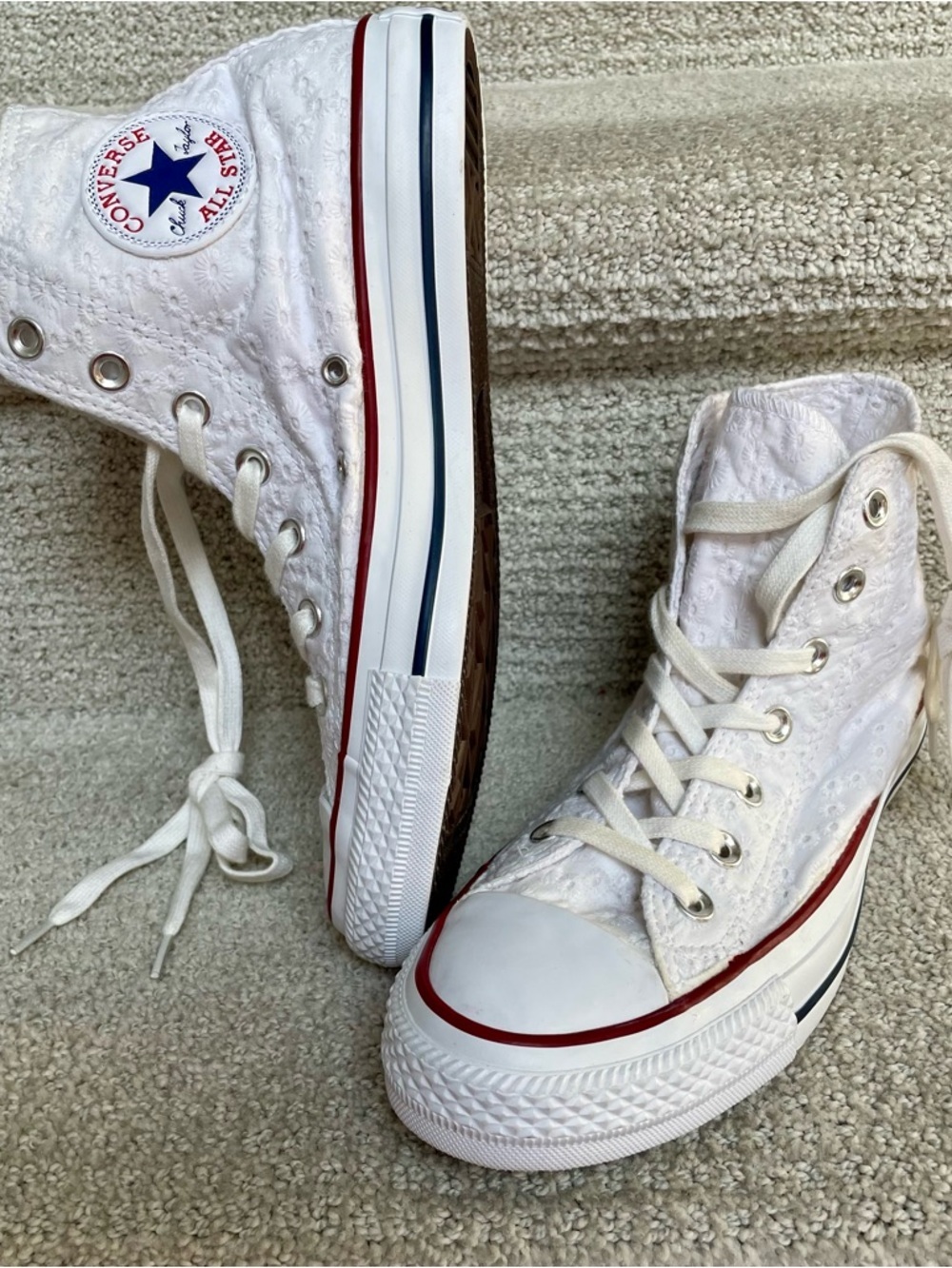 NWOB Converse Chuck Taylor All Star White Eyelet Fabric High-Top Sneakers Casual